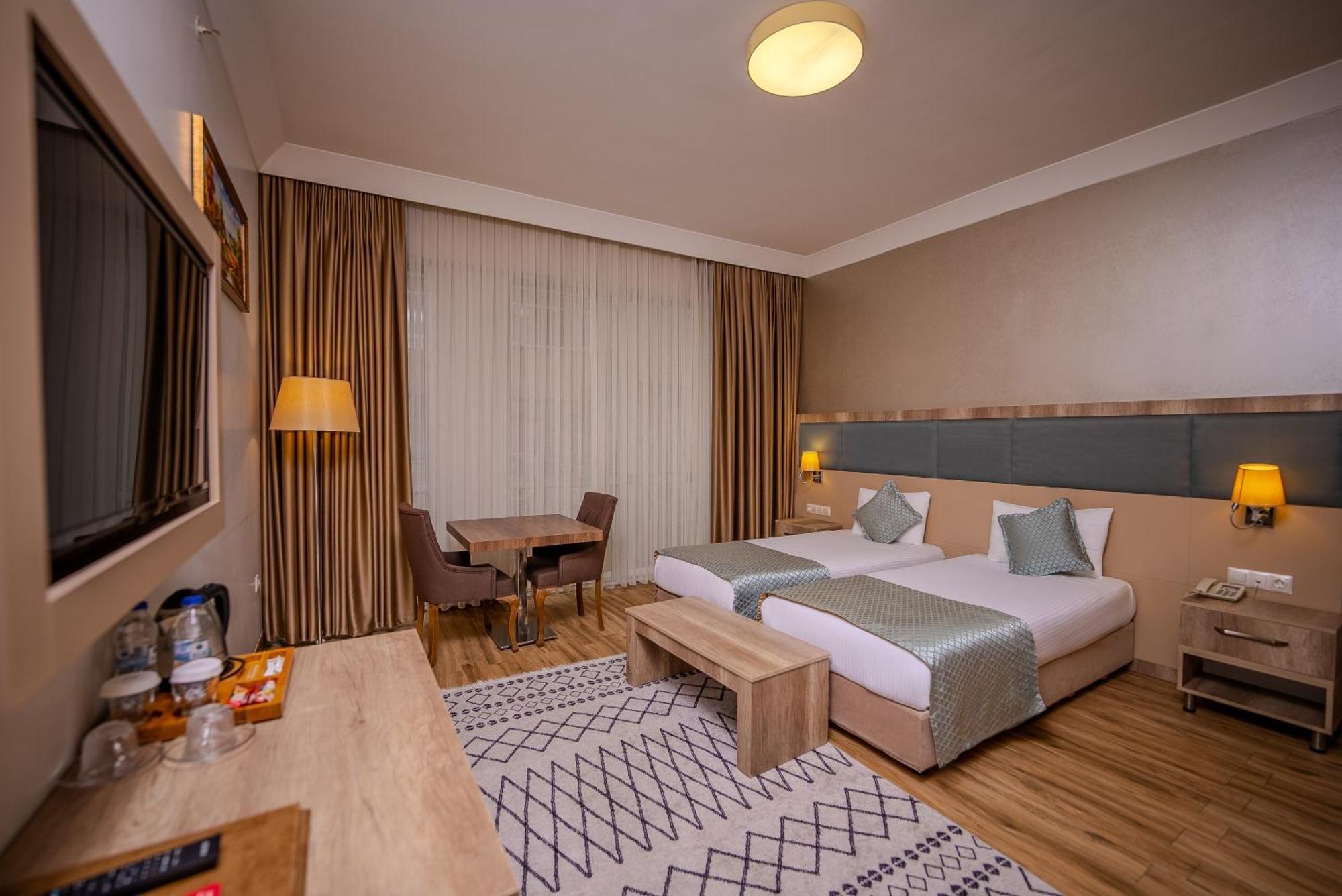 Mari Suites Hotel Istanbul Exterior photo