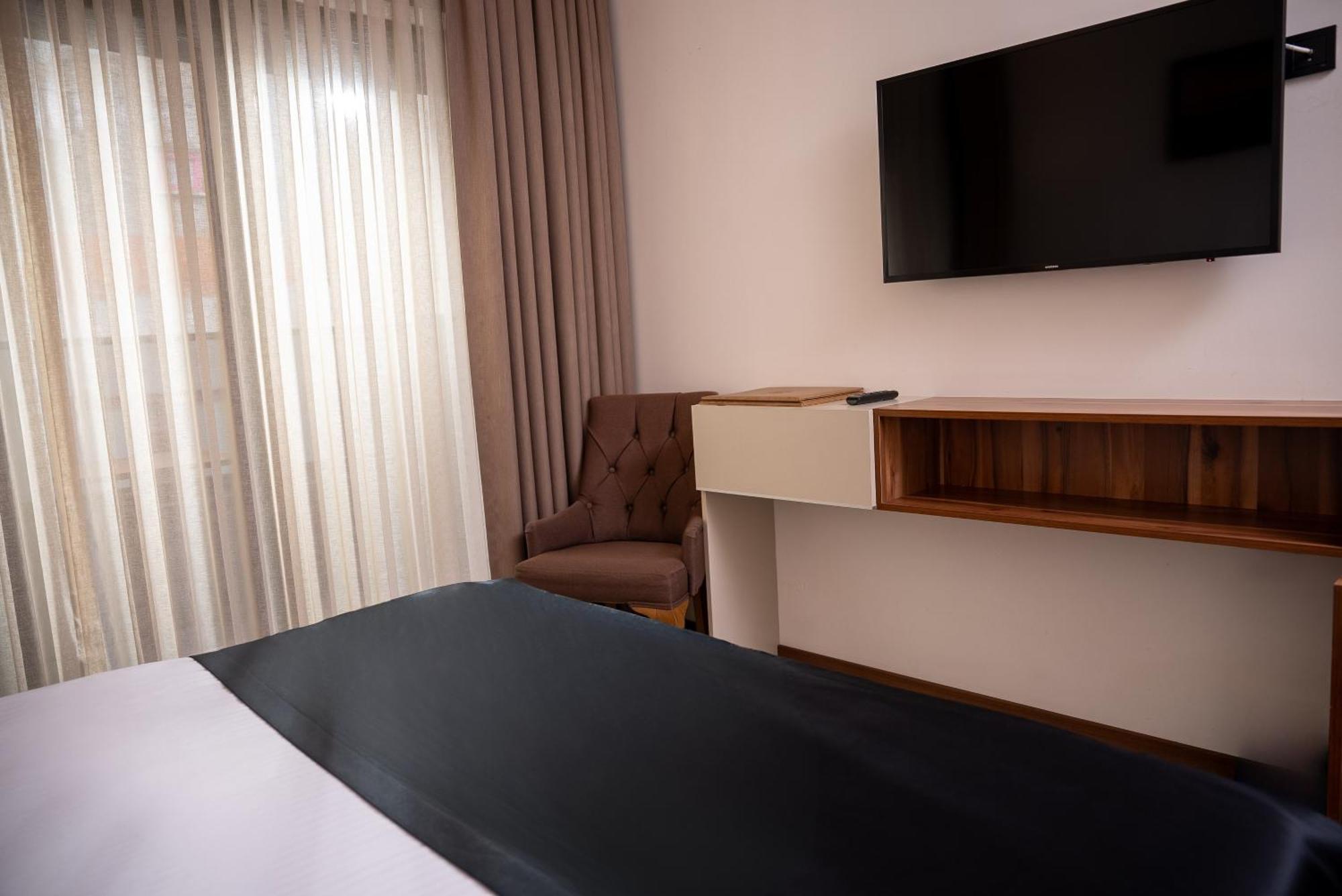 Mari Suites Hotel Istanbul Exterior photo